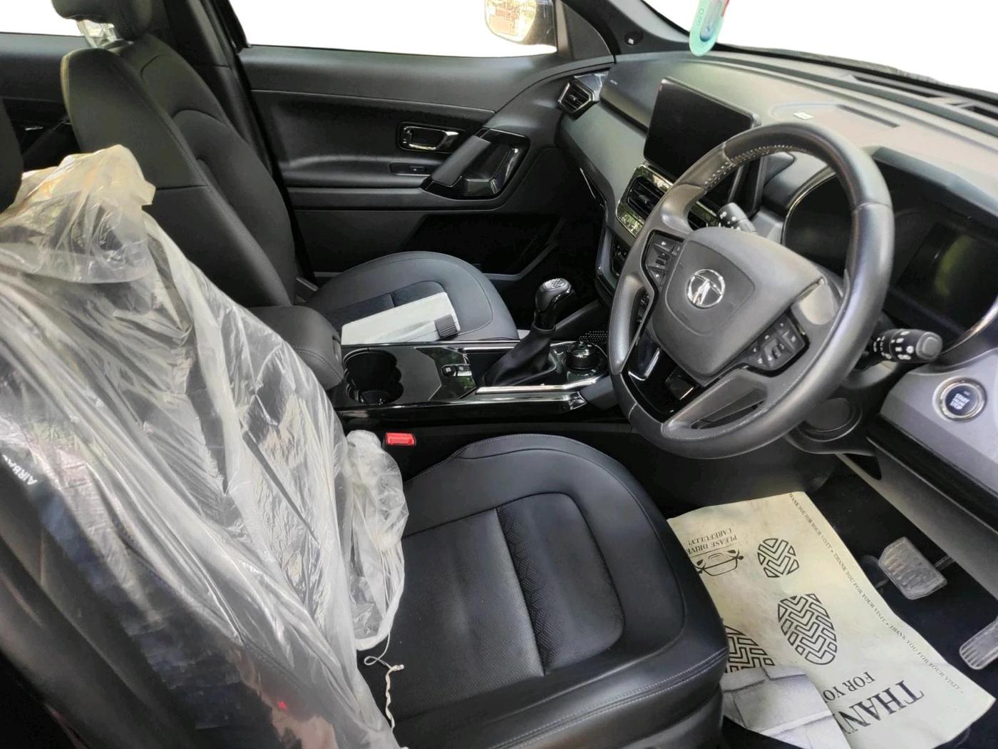 2023 Tata Harrier XZA PLUS O DARK EDITION, Diesel, Automatic, 10,161 km, interior