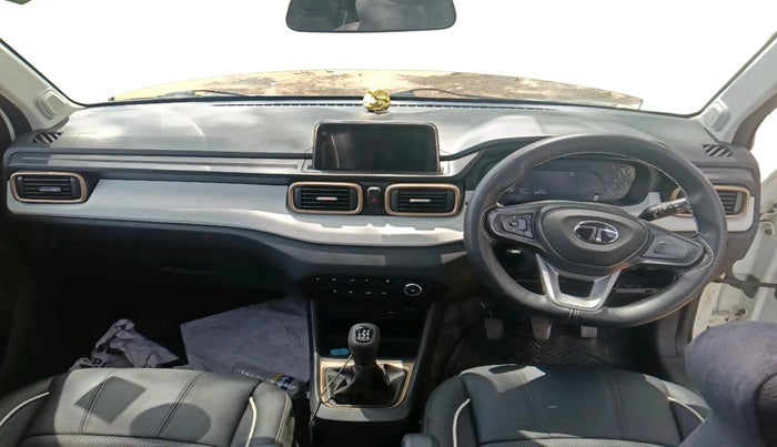 2024 Tata PUNCH ACCOMPLISHED DAZZLE SUNROOF CNG MT, CNG, Manual, 52,212 km, interior