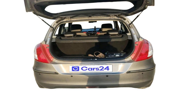 2017 Maruti Swift VXI, Petrol, Manual, 34,136 km, exterior