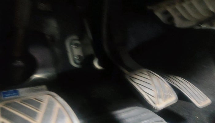 2017 Maruti Swift VXI, Petrol, Manual, 34,136 km, interior