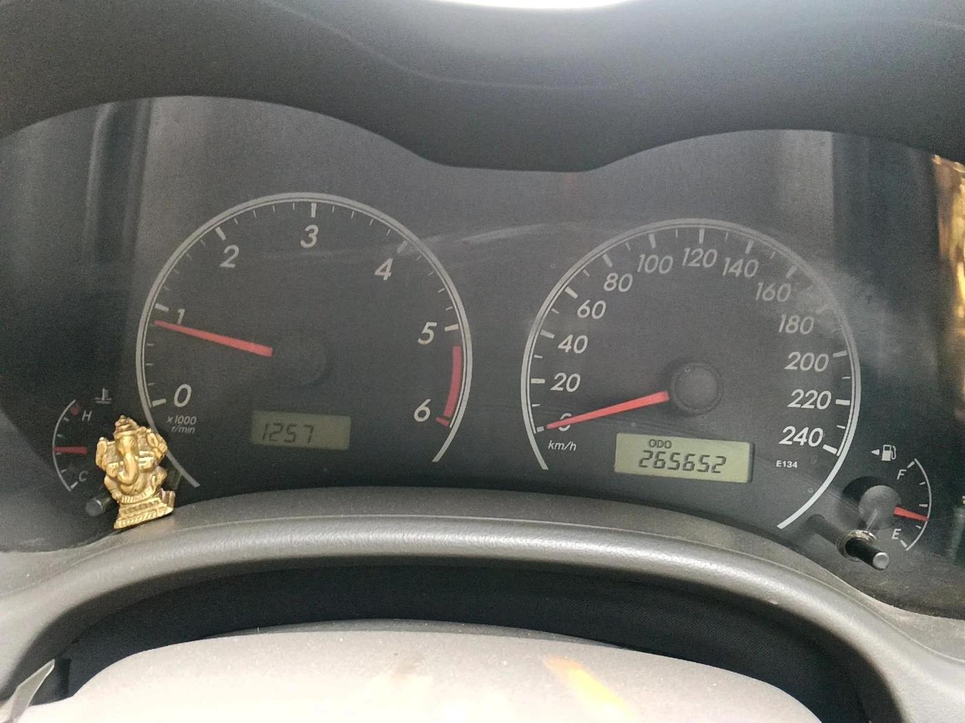 2010 Toyota Corolla Altis G DIESEL, Diesel, Manual, 2,65,652 km, interior