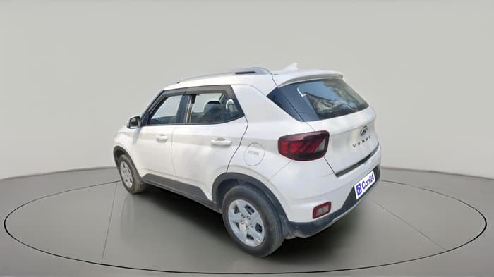 2021 Hyundai VENUE S+ 1.2, Petrol, Manual, 1,04,439 km, exterior