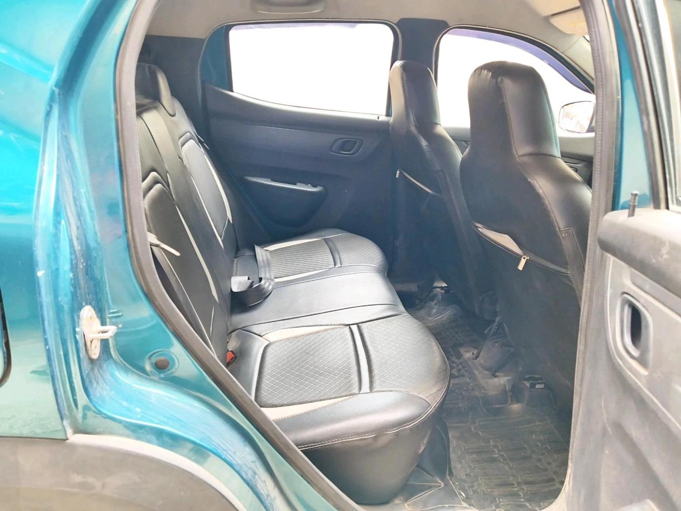 2021 Renault Kwid RXT 1.0 (O), Petrol, Manual, 25,987 km, interior