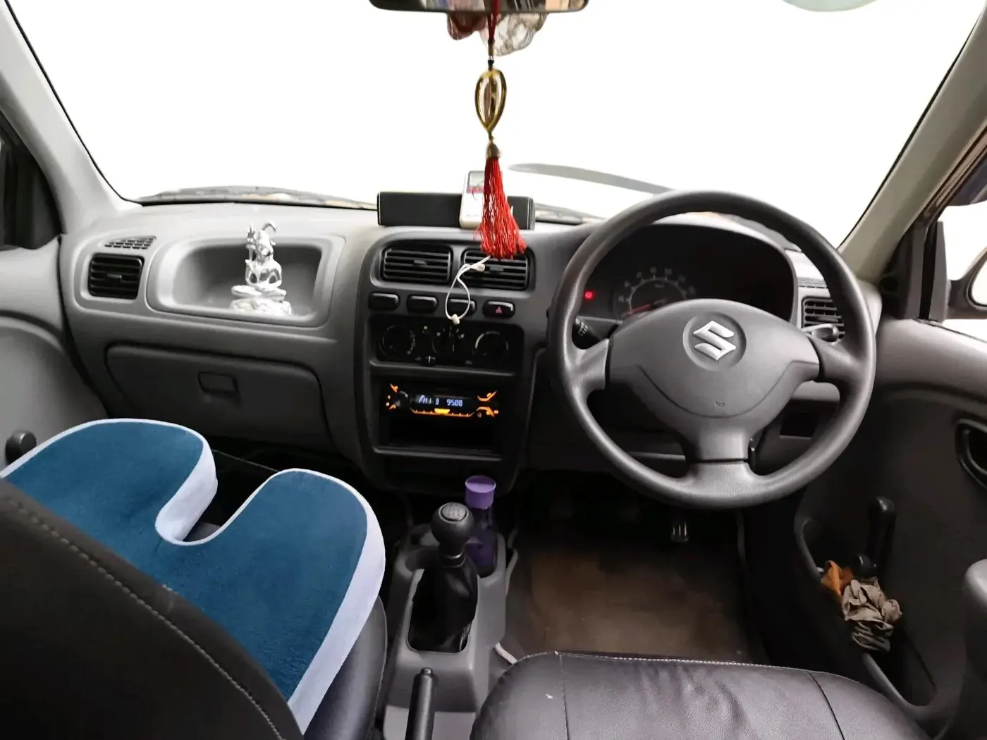 2011 Maruti Alto K10 LXI, Petrol, Manual, 40,015 km, interior