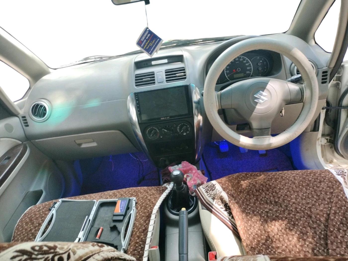 2012 Maruti SX4 VXI CNG, CNG, Manual, 1,30,022 km, interior