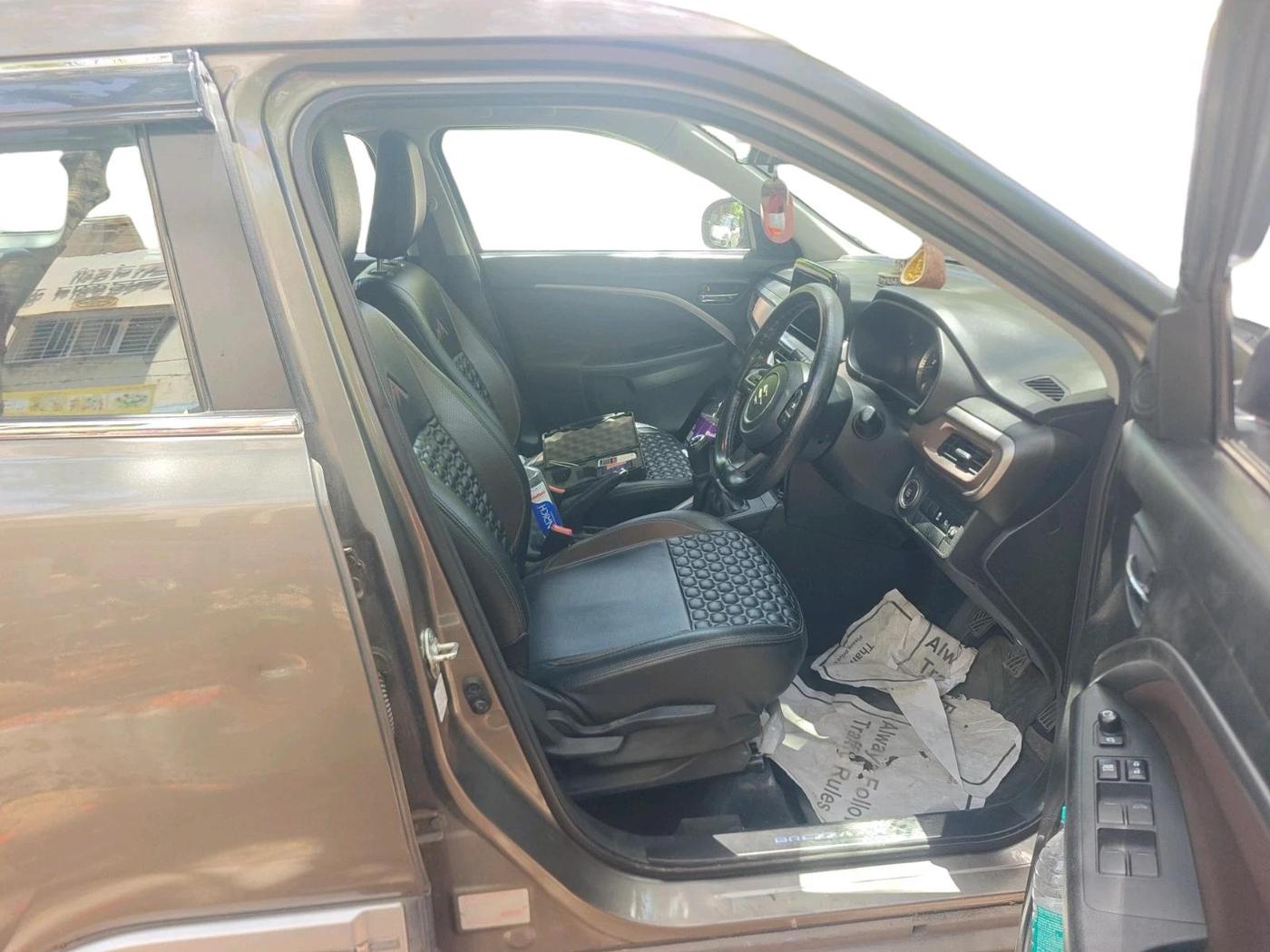 2023 Maruti BREZZA ZXI, Petrol, Manual, 36,266 km, interior