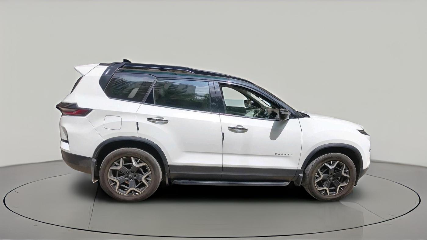 2025 Tata Safari Accomplished X Plus 7 STR AT, Diesel, Automatic, 8,502 km, exterior