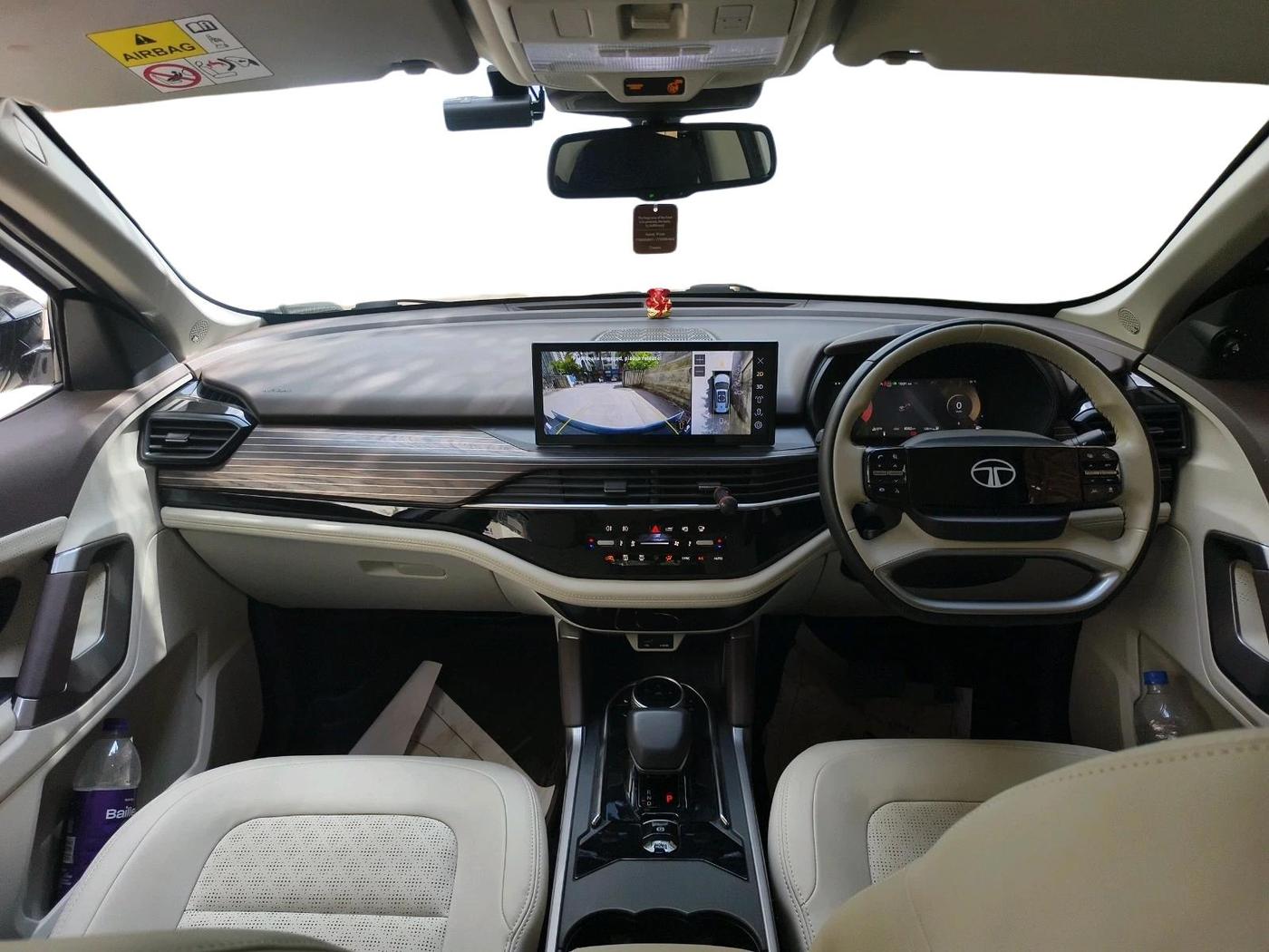 2025 Tata Safari Accomplished X Plus 7 STR AT, Diesel, Automatic, 8,502 km, interior