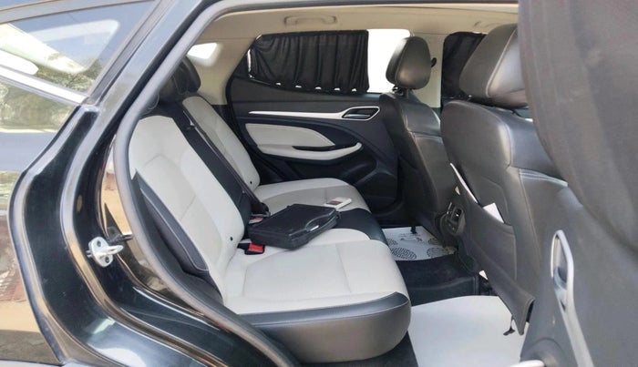 2022 MG ASTOR SHARP 1.5 MT, Petrol, Manual, 36,995 km, interior
