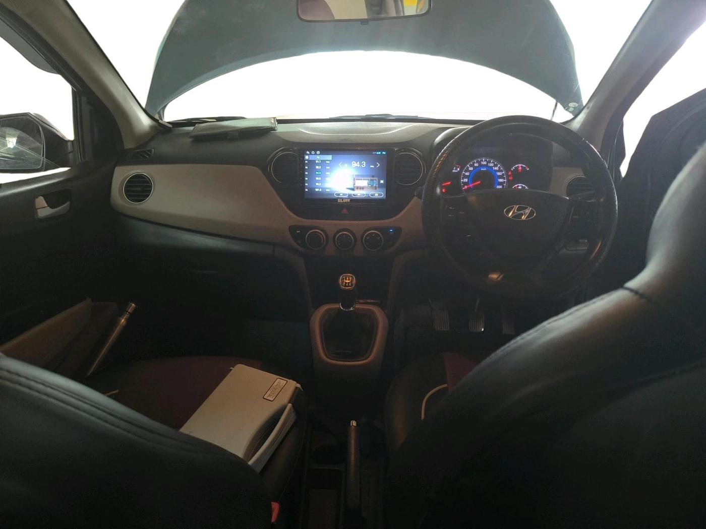 2015 Hyundai Grand i10 ASTA 1.2 KAPPA VTVT, CNG, Manual, 73,393 km, interior