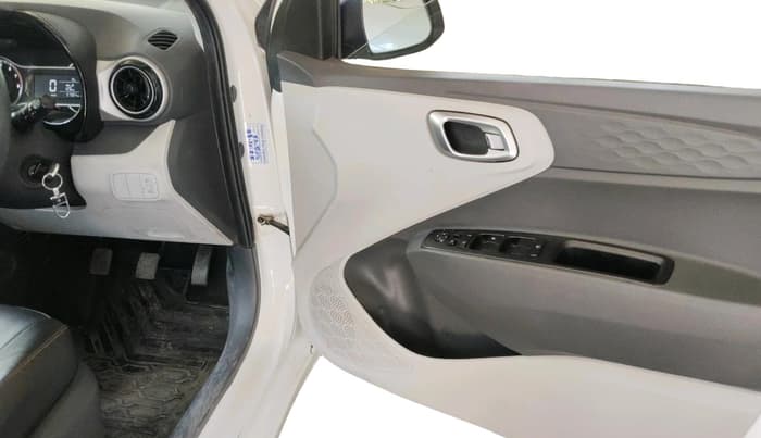 2022 Hyundai GRAND I10 NIOS SPORTZ 1.2 KAPPA VTVT, Petrol, Manual, 57,066 km, interior