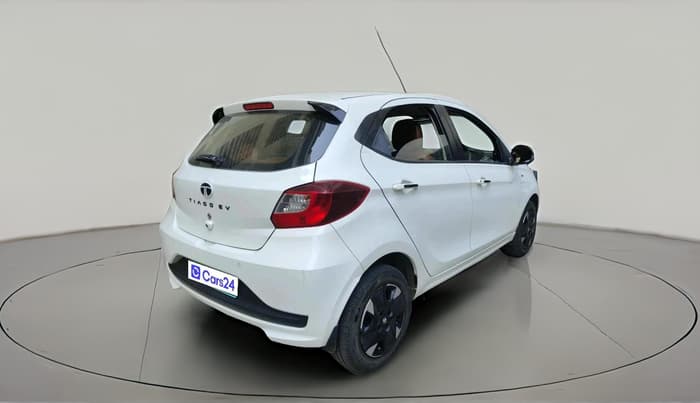 2024 Tata TIAGO EV XZ PLUS LONG RANGE FAST CHARGER, Electric, Automatic, 18,832 km, exterior