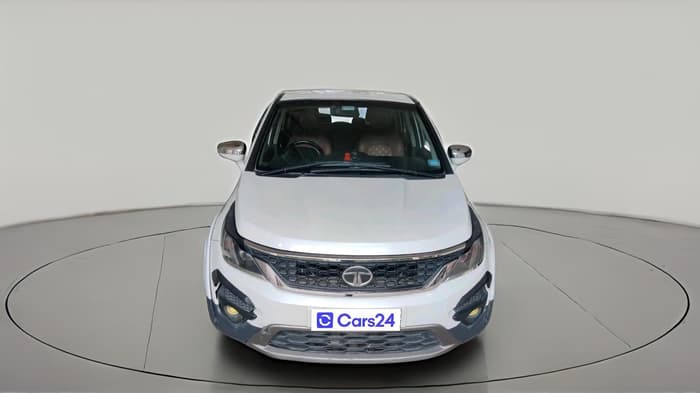 2018 Tata Hexa XM 4X2 7 STR, Diesel, Manual, 90,493 km, exterior