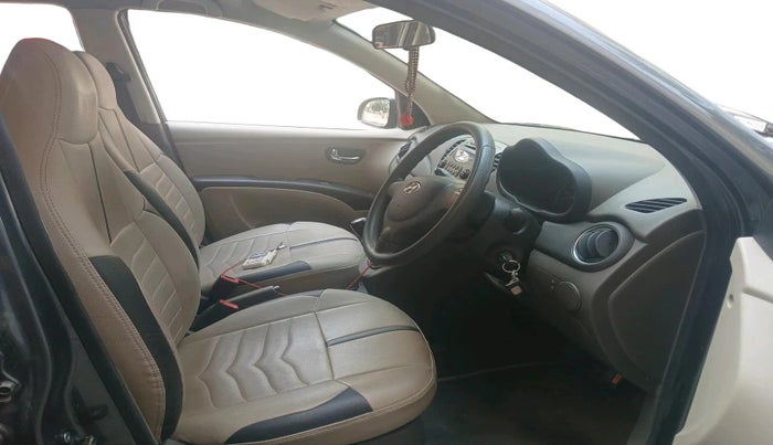 2012 Hyundai i10 SPORTZ 1.2, Petrol, Manual, 70,038 km, interior