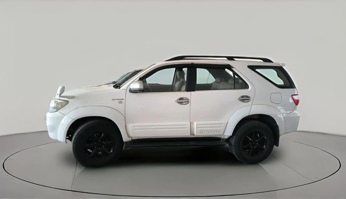 2010 Toyota Fortuner 3.0 4X4 MT, Diesel, Manual, 1,73,469 km, exterior