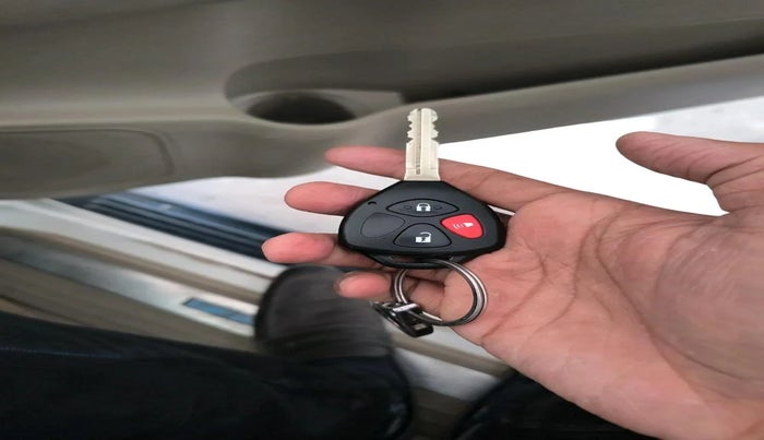 2010 Toyota Fortuner 3.0 4X4 MT, Diesel, Manual, 1,73,469 km, interior