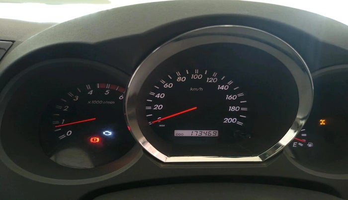 2010 Toyota Fortuner 3.0 4X4 MT, Diesel, Manual, 1,73,469 km, interior