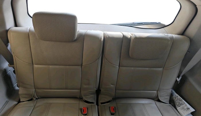 2016 Mahindra XUV500 W10, Diesel, Manual, 89,877 km, interior