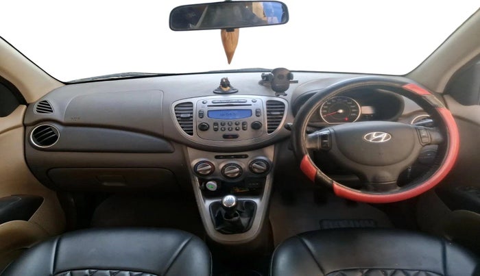 2013 Hyundai i10 ASTA 1.2, CNG, Manual, 1,00,123 km, interior