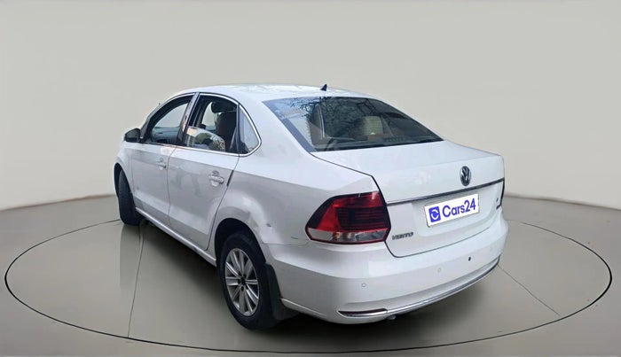 2015 Volkswagen Vento HIGHLINE 1.5 AT, Diesel, Automatic, 2,07,138 km, exterior