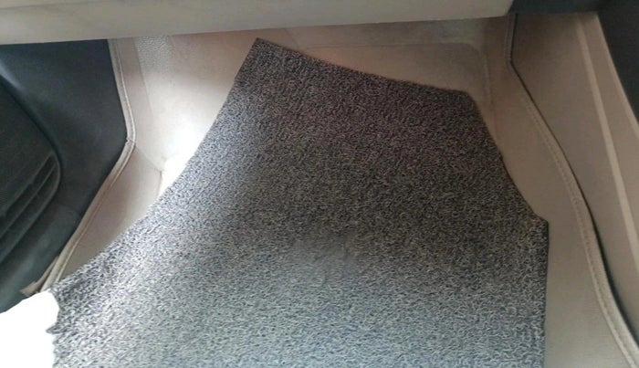 2015 Volkswagen Vento HIGHLINE 1.5 AT, Diesel, Automatic, 2,07,138 km, interior