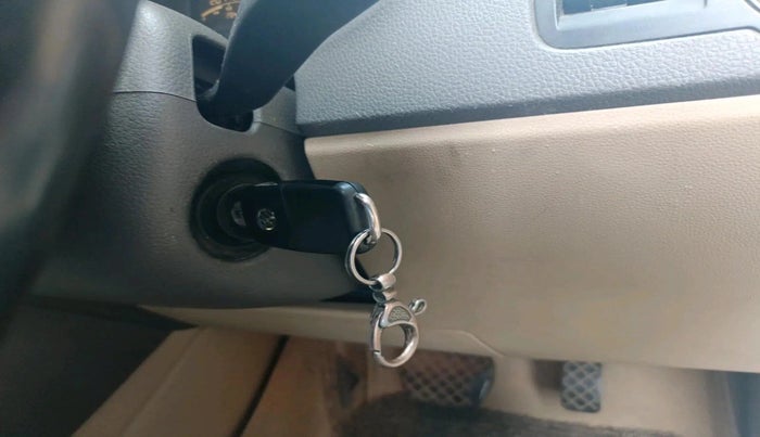 2015 Volkswagen Vento HIGHLINE 1.5 AT, Diesel, Automatic, 2,07,138 km, interior