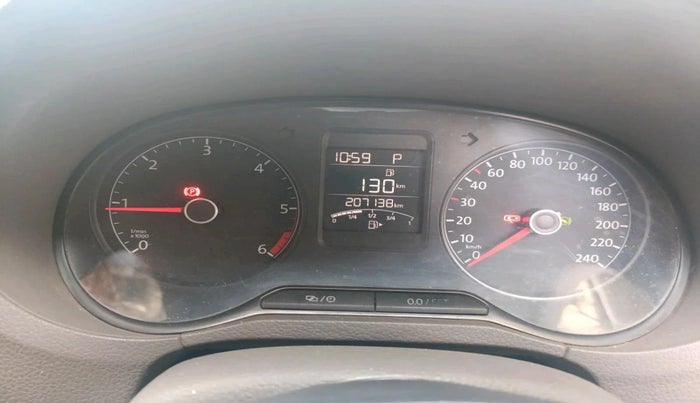 2015 Volkswagen Vento HIGHLINE 1.5 AT, Diesel, Automatic, 2,07,138 km, interior