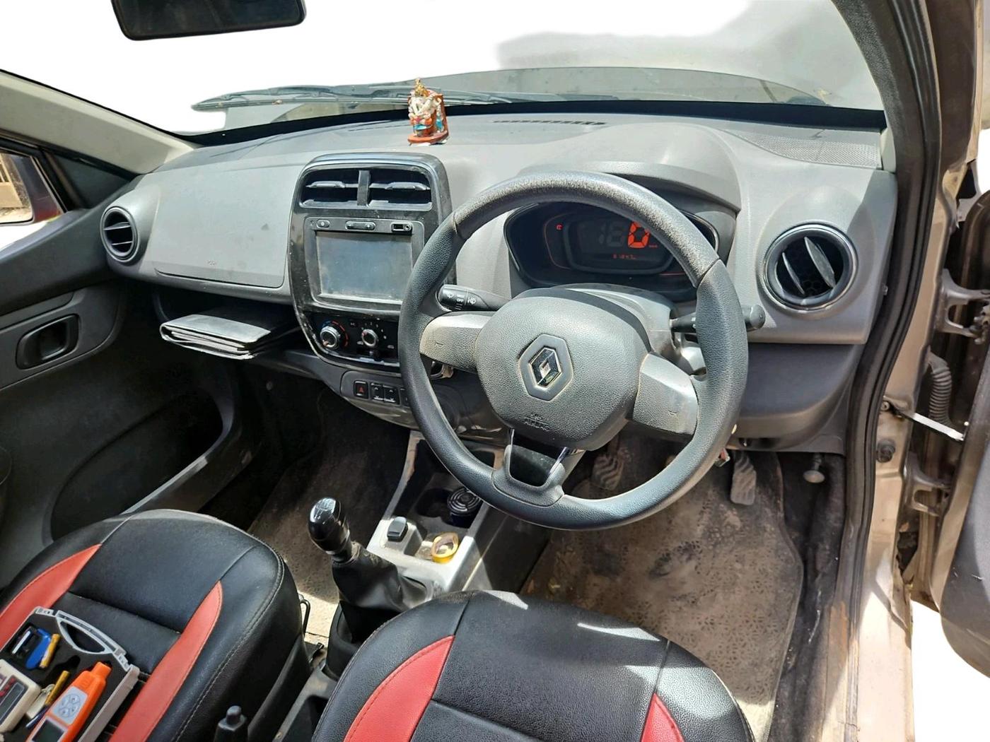 2016 Renault Kwid RXT 0.8, Petrol, Manual, 61,847 km, interior