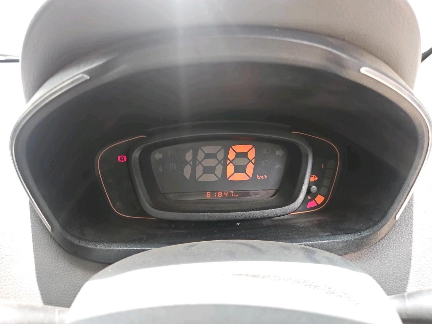 2016 Renault Kwid RXT 0.8, Petrol, Manual, 61,847 km, interior