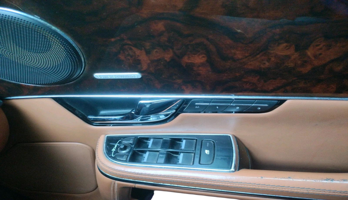 2012 Jaguar XJ L  3.0 Diesel , Diesel, Automatic, 35,611 km, interior
