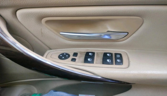 2014 BMW 3 Series 320D LUXURYLINE, Diesel, Automatic, 1,61,057 km, interior