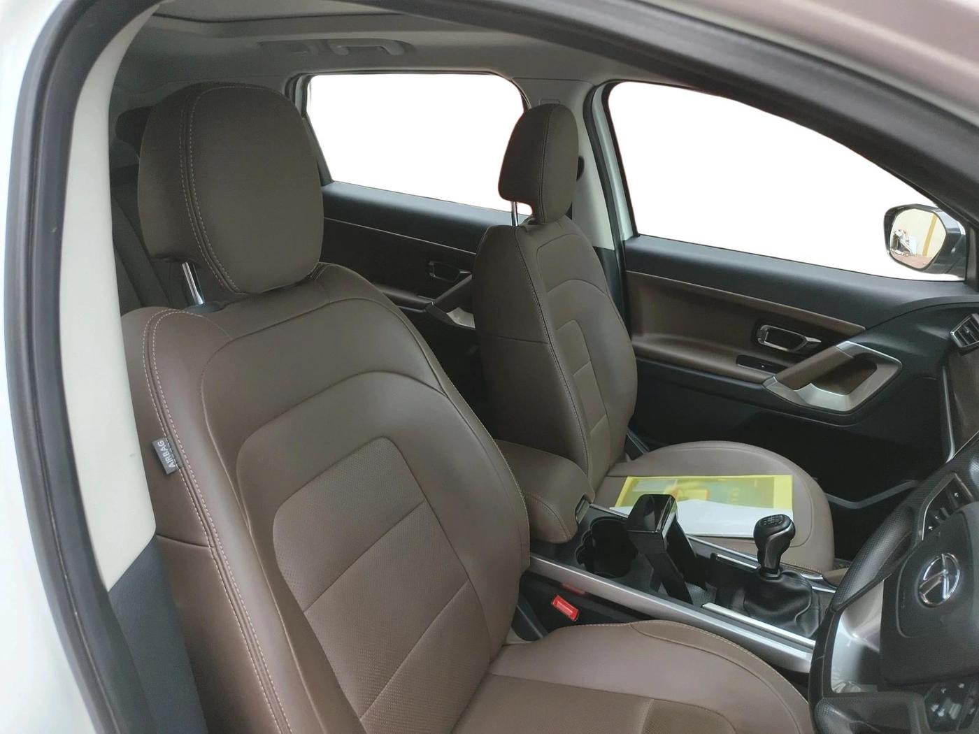 2022 Tata Harrier XZ PLUS 2.0L, Diesel, Manual, 23,055 km, interior