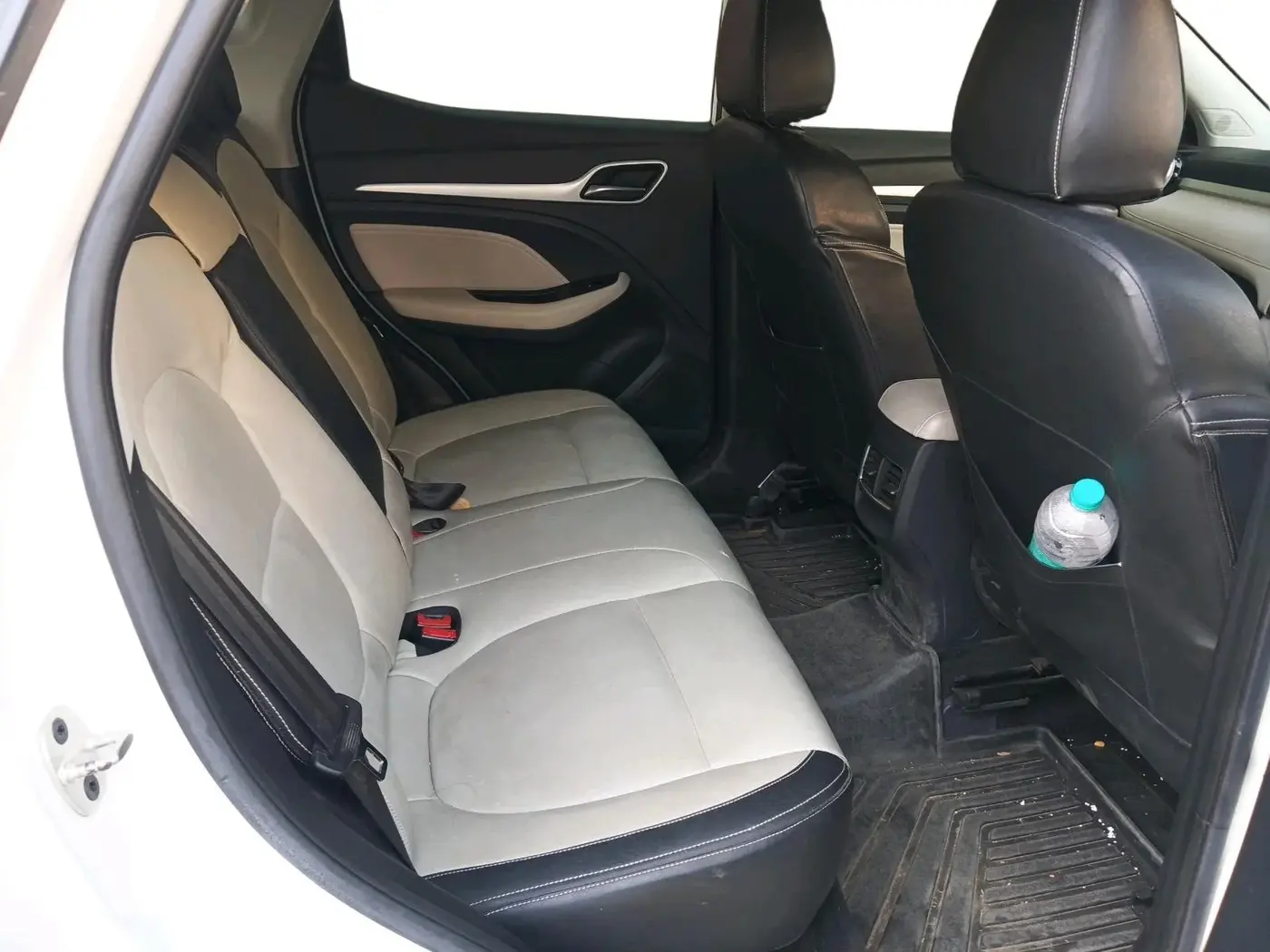 2021 MG ASTOR STYLE 1.5 MT, Petrol, Manual, 37,965 km, interior