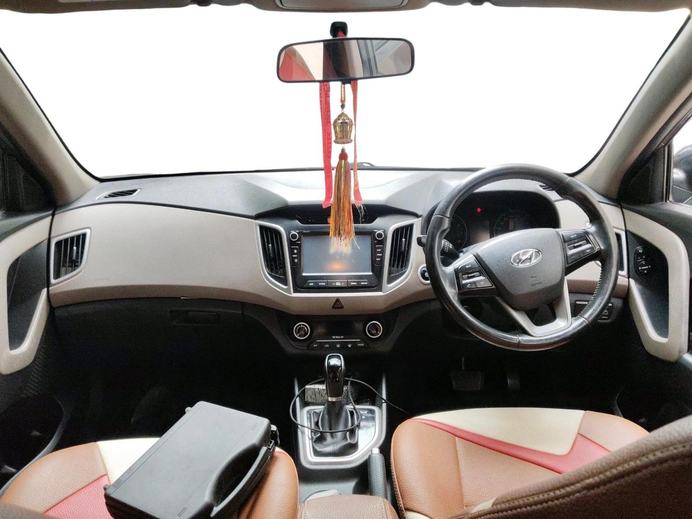 2017 Hyundai Creta SX PLUS AT 1.6 PETROL, Petrol, Automatic, 95,768 km, interior