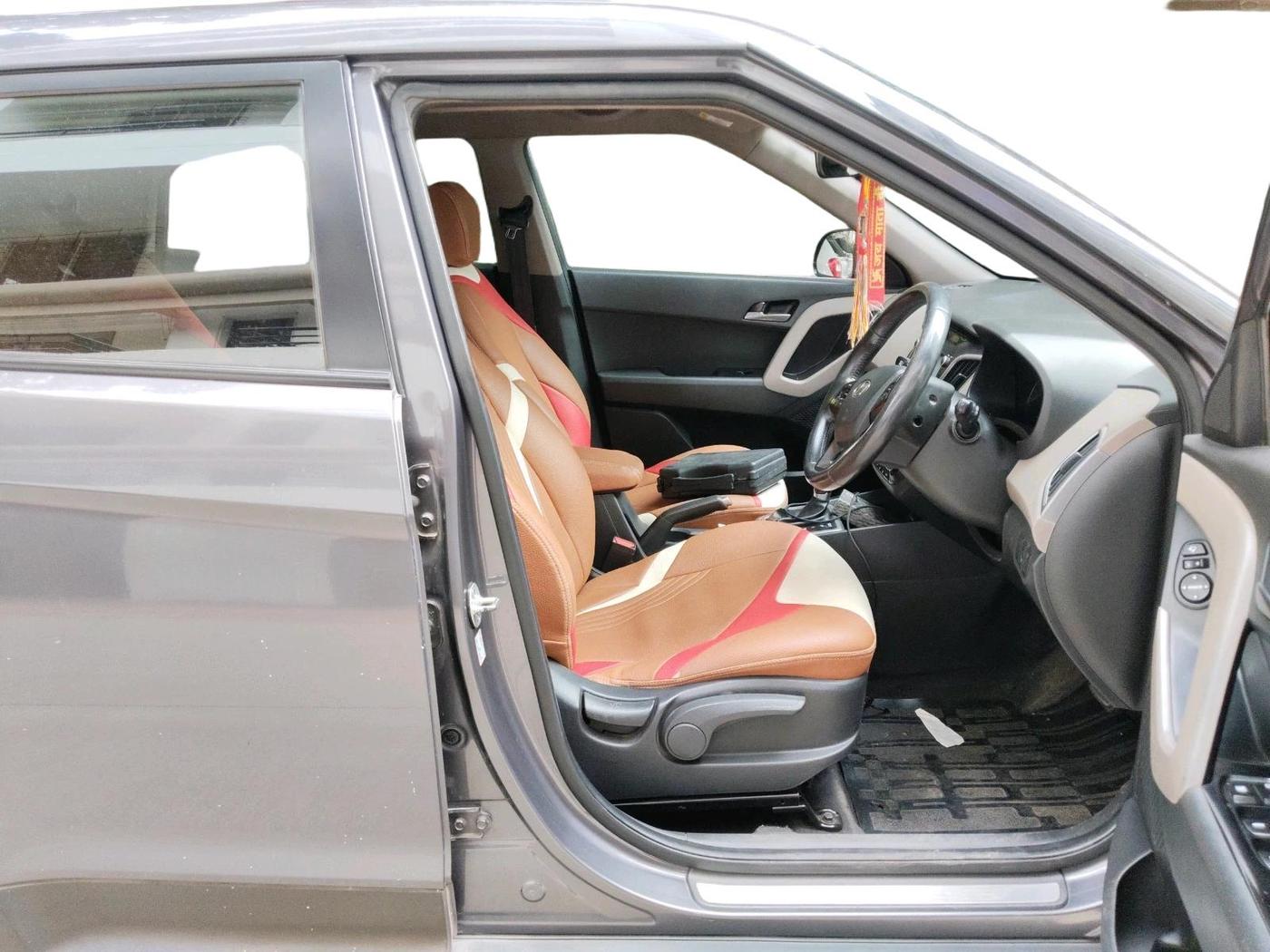 2017 Hyundai Creta SX PLUS AT 1.6 PETROL, Petrol, Automatic, 95,768 km, interior