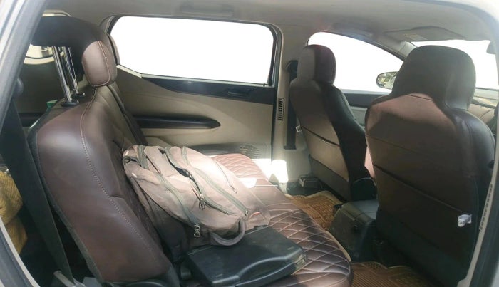 2022 Renault TRIBER RXT AMT, Petrol, Automatic, 35,863 km, interior