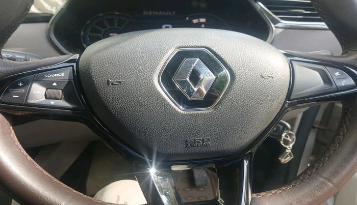 2022 Renault TRIBER RXT AMT, Petrol, Automatic, 35,863 km, interior