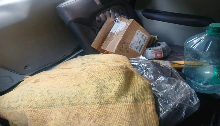 2022 Renault TRIBER RXT AMT, Petrol, Automatic, 35,863 km, interior