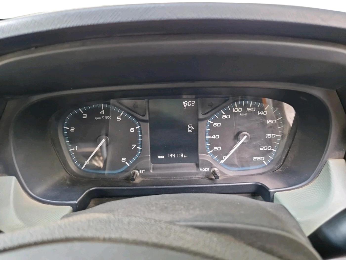 2022 Tata PUNCH ADVENTURE MT, Petrol, Manual, 1,44,118 km, interior