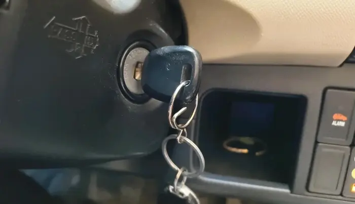 2017 Maruti Wagon R 1.0 LXI CNG, CNG, Manual, 81,366 km, interior