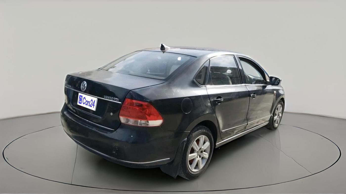 2011 Volkswagen Vento HIGHLINE DIESEL 1.6, Diesel, Manual, 1,19,454 km, exterior