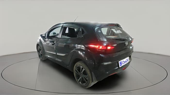 2022 Tata ALTROZ XZA PLUS DARK EDTION, Petrol, Automatic, 1,21,443 km, exterior
