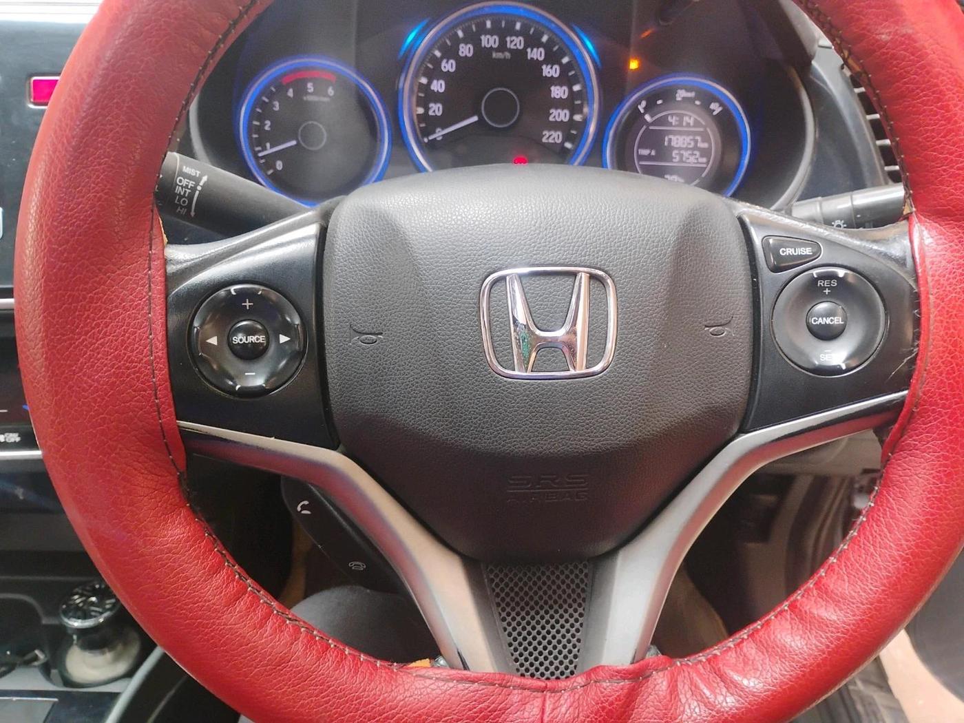 2015 Honda City 1.5L I-DTEC VX, Diesel, Manual, 1,78,857 km, interior