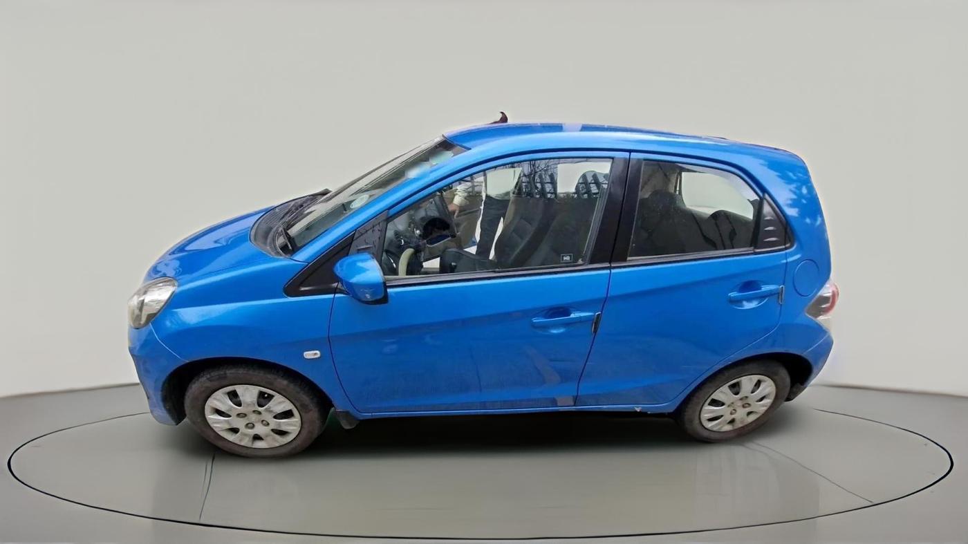 2012 Honda Brio S(O) MT, Petrol, Manual, 1,01,398 km, exterior