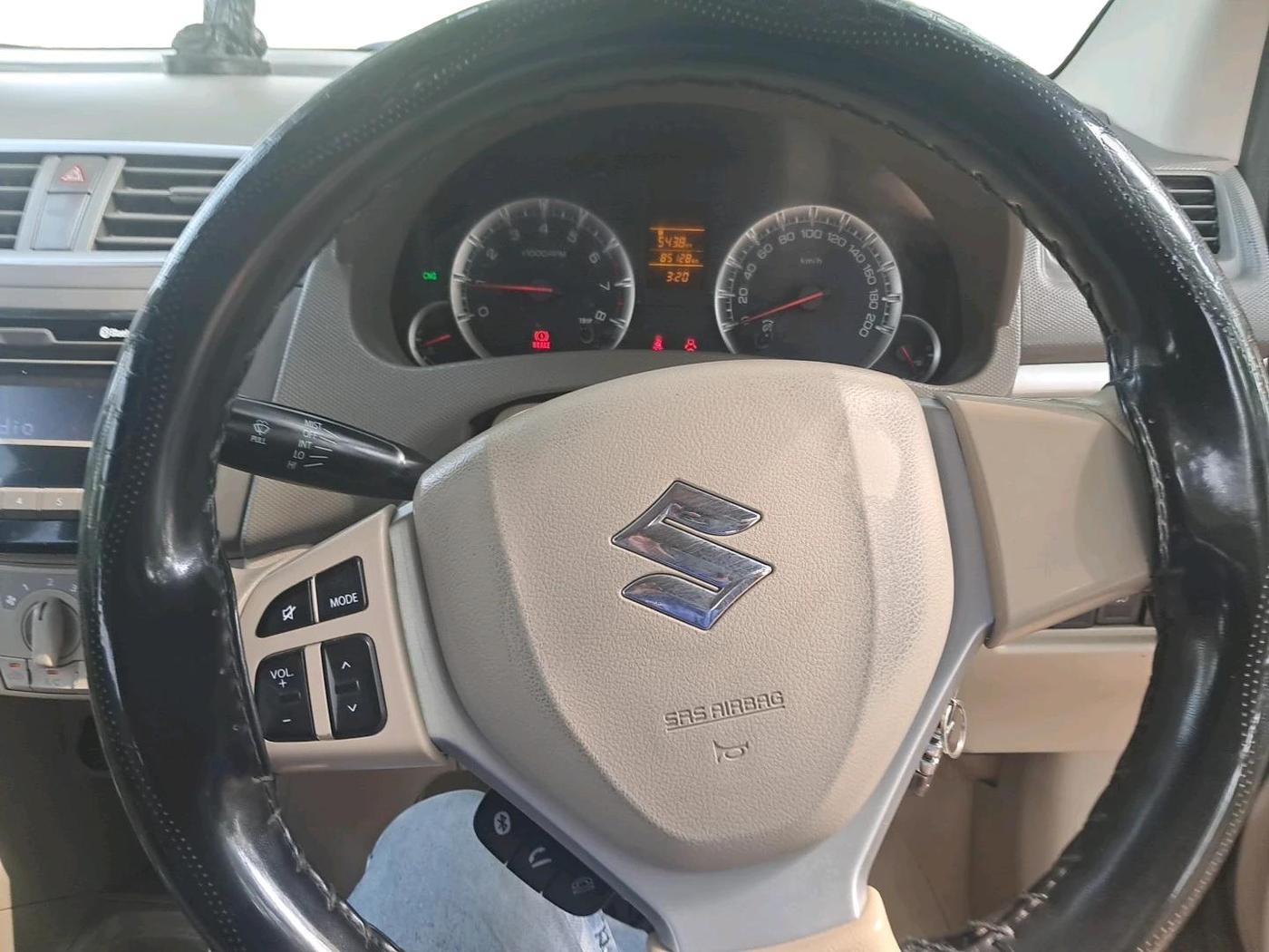 2018 Maruti Ertiga VXI CNG, CNG, Manual, 85,128 km, interior