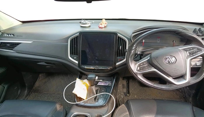 2020 MG HECTOR SHARP 1.5 DCT PETROL, Petrol, Automatic, 1,13,678 km, interior