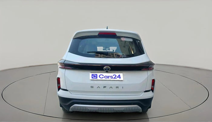 2025 Tata Safari ACCOMPLISHED PLUS DUAL TONE AT, Diesel, Automatic, 15,877 km, exterior