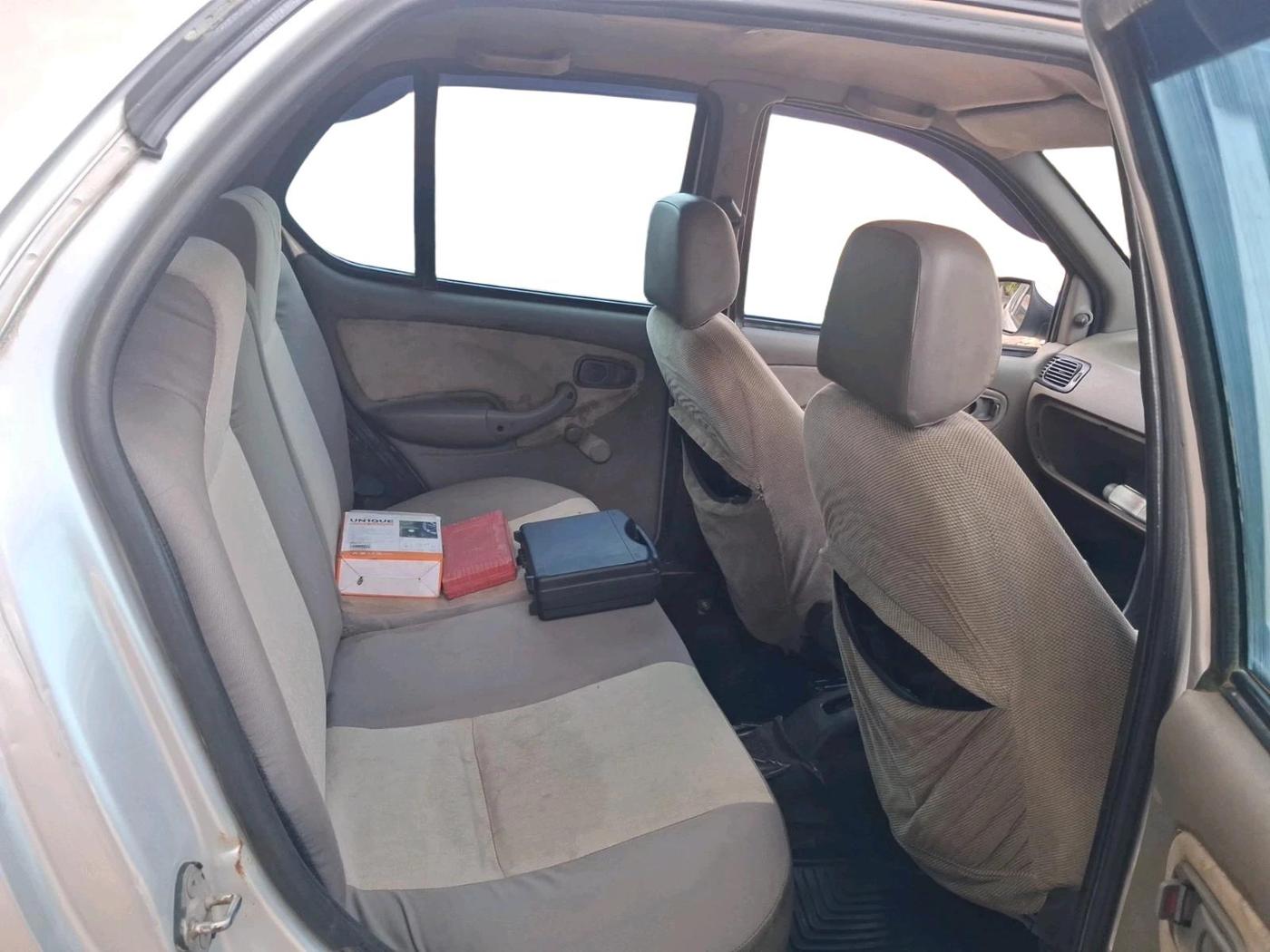 2011 Tata Indica EV2 LX, Diesel, Manual, 1,03,428 km, interior