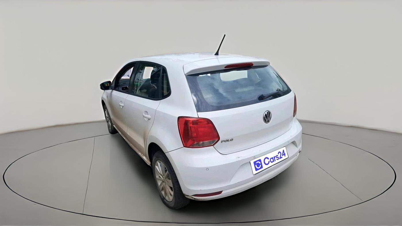 2014 Volkswagen Polo HIGHLINE1.2L, Petrol, Manual, 1,14,852 km, exterior