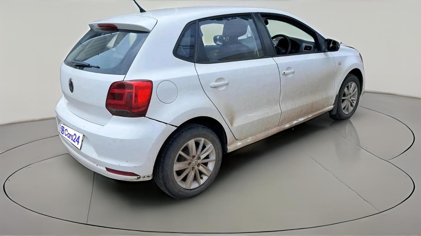 2014 Volkswagen Polo HIGHLINE1.2L, Petrol, Manual, 1,14,852 km, exterior